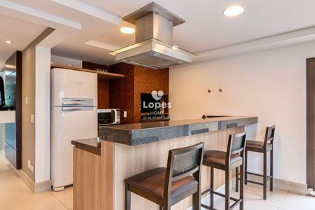 4_photo/94dce3f8df.2bd6c31d73845aaa-ATLAS-80e48904-d0d2-47a7-b95a-6ad21bff17cd.jpg de apartamento à venda com 3 quartos, 151m² em Centro, Curitiba