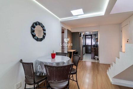 38_photo/94dce3f8df.2bd6c31d73845aaa-ATLAS-a9fbff9f-516c-453e-9ff0-e9886875b2d1.jpg de apartamento à venda com 3 quartos, 151m² em Centro, Curitiba