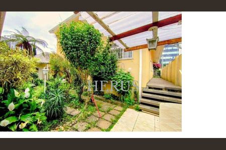 6_photo/94dce3f8e1.54b8780a509023fd-ATLAS-7fe697be-9e58-4de6-be3c-bd781bf41619.jpg de casa para alugar com 4 quartos, 210m² em Mercês, Curitiba