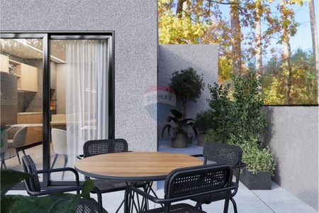 6_photo/94dce3f8f3.1ad5fb952b026013-ATLAS-2a7dbba3-a703-4124-ae51-e2b7618f185b.jpg de apartamento à venda com 1 quarto, 18m² em Mercês, Curitiba