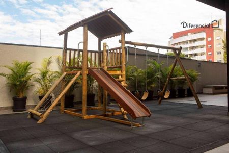 2_photo/94dce3f8f5.97fe85e31e20cbed-ATLAS-0afca5d8-802f-4c2e-803d-2a7abb18ed3c.jpg de apartamento à venda com 3 quartos, 122m² em Mercês, Curitiba