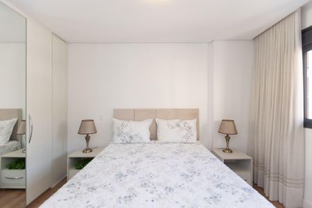 3_photo/94dce3f8f9.2faafcce8f09f311-ATLAS-8d2a3cad-8b44-4659-b35f-b139bcfe9d60.jpg de apartamento à venda com 3 quartos, 153m² em Centro, Curitiba