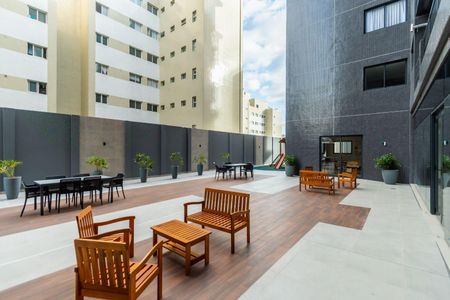 7_photo/94dce3f8f9.2faafcce8f09f311-ATLAS-b40bc046-9718-45b4-9e73-e7e556543639.jpg de apartamento à venda com 3 quartos, 153m² em Centro, Curitiba