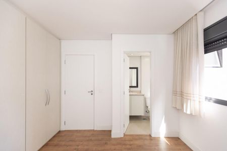 2_photo/94dce3f8f9.2faafcce8f09f311-ATLAS-c3bc829b-de72-42bc-87e9-20fb636f2a81.jpg de apartamento à venda com 3 quartos, 153m² em Centro, Curitiba