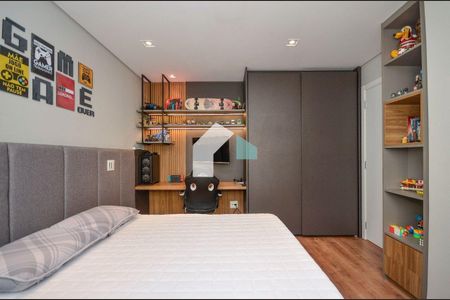 3_photo/94dce3f8f9.4bd2615f33144f40-ATLAS-02447061-e6f7-4b83-a1b0-1ed8bfeed4aa.jpg de apartamento à venda com 3 quartos, 151m² em Centro, Curitiba