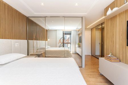 11_photo/94dce3f8f9.4bd2615f33144f40-ATLAS-3e47aa3e-a75a-41e0-8b11-5040dc1f924a.jpg de apartamento à venda com 3 quartos, 151m² em Centro, Curitiba