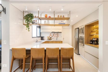 12_photo/94dce3f8f9.4bd2615f33144f40-ATLAS-4309e7bd-18c4-425f-a17b-6a46c8bdbca8.jpg de apartamento à venda com 3 quartos, 151m² em Centro, Curitiba