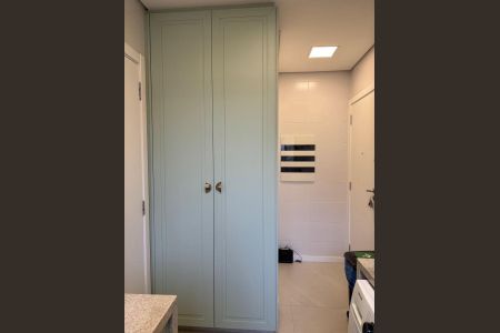 9_photo/94dce3f8f9.4bd2615f33144f40-ATLAS-b4c78fc1-a52f-41f0-9e40-41a89a65e98c.jpg de apartamento à venda com 3 quartos, 151m² em Centro, Curitiba