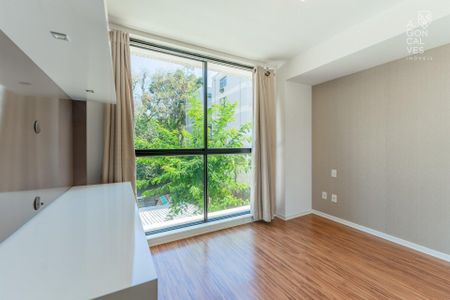 16_photo/94dce3f96d.d30aaf5f2ade6842-ATLAS-d4b0d1bf-2394-4470-b129-9f7a5d2ebf0d.jpg de apartamento à venda com 2 quartos, 98m² em Mercês, Curitiba