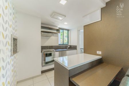 9_photo/94dce3f96d.d30aaf5f2ade6842-ATLAS-e55b6042-1347-42b9-b4d0-1532109981fa.jpg de apartamento à venda com 2 quartos, 98m² em Mercês, Curitiba