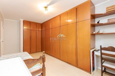 20_photo/94dce3f975.0b8924589b0f1b18-ATLAS-ce543aa2-d983-43e6-91ac-31787637bfaa.jpg de apartamento à venda com 4 quartos, 230m² em Mercês, Curitiba