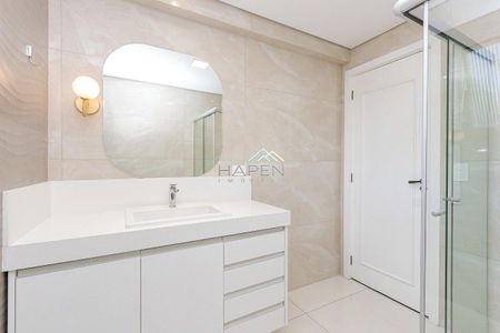 23_photo/94dce3f975.0b8924589b0f1b18-ATLAS-fa1c609f-e10d-4f4b-b627-7cfb3446c045.jpg de apartamento à venda com 4 quartos, 230m² em Mercês, Curitiba