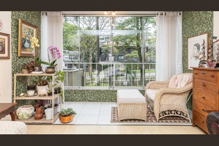 5_photo/94dce3f975.d0e40fa039cd5cef-ATLAS-6feeba3f-ce3d-4b12-a6c2-d10ed195a0a7.jpg de apartamento à venda com 4 quartos, 200m² em Mercês, Curitiba