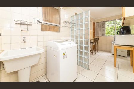 17_photo/94dce3f975.d0e40fa039cd5cef-ATLAS-cbb2c767-142d-4904-a7fd-67a90d48994e.jpg de apartamento à venda com 4 quartos, 200m² em Mercês, Curitiba