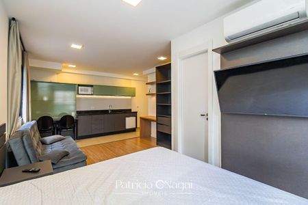 4_photo/94dce3f9ad.35cb2562ae28c182-ATLAS-15d91d9e-e512-4d44-8f30-ba9d38f73614.jpg de kitnet/studio para alugar com 1 quarto, 25m² em Água Verde, Curitiba