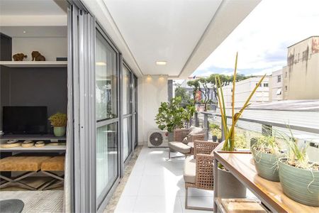 8_photo/94dce3f9ad.7c2ae8445402a222-ATLAS-18f43503-e203-4f4b-82b6-e8a4f8c92d38.jpg de apartamento à venda com 3 quartos, 88m² em Água Verde, Curitiba