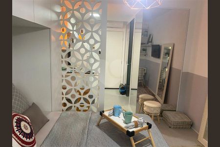 20_photo/94dce3fa3d.44a6e81764e59cba-ATLAS-2cd36e9d-8b4b-4636-a1ab-6225ac546a28.jpg de apartamento à venda com 0 quarto, 20m² em Mercês, Curitiba