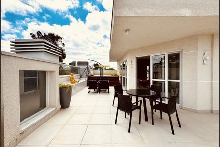 6_photo/94dce3fa3d.44a6e81764e59cba-ATLAS-309dd444-e253-4957-a398-12c2e98e46e5.jpg de apartamento à venda com 0 quarto, 21m² em Mercês, Curitiba