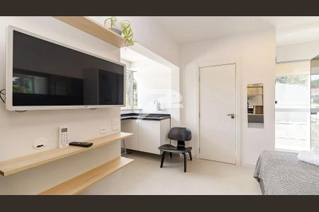 2_photo/94dce3fa3d.9496f0493cf8643e-ATLAS-346213ce-7774-41ed-a5f3-ebba5ac2f3db.jpg de kitnet/studio à venda com 1 quarto, 21m² em Mercês, Curitiba