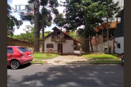 9_photo/94dce3fb2f.b591b2b051e9a06c-ATLAS-49fadb41-4e66-45e6-8438-8e478ff25f7b.jpg de casa para alugar com 4 quartos, 200m² em Mercês, Curitiba