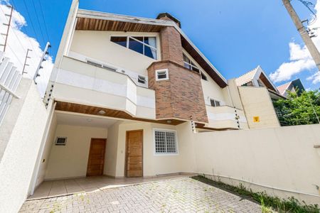 4_photo/94dce3fbe9.206353ecc2220d31-ATLAS-46f77c1f-858f-4a07-9f54-bd37bc99f32c.jpg de casa à venda com 3 quartos, 194m² em Mercês, Curitiba