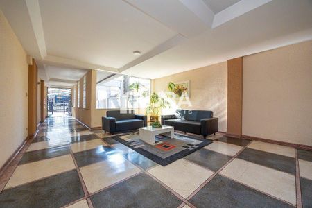 8_photo/94dce3fc67.251dd183adc1fcaa-ATLAS-c330e4b2-bfe0-424f-8995-8c4ce4c3953a.jpg de apartamento à venda com 3 quartos, 69m² em Mercês, Curitiba