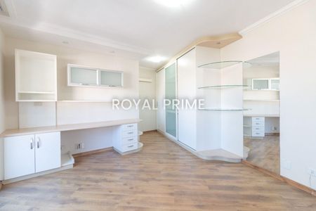 6_photo/94dce3fcc7.b4b4ea4450a4f201-ATLAS-620242a3-cd57-4a35-9fad-790f9024a7c6.jpg de casa para alugar com 3 quartos, 210m² em Mercês, Curitiba