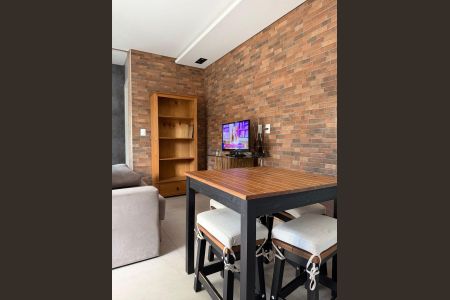 2_photo/94dce3fdff.fe3bcb5e68433bf2-ATLAS-bdc9251c-b5bd-499d-bd23-5ebc6bf5a8d0.jpg de apartamento para alugar com 1 quarto, 32m² em Mercês, Curitiba