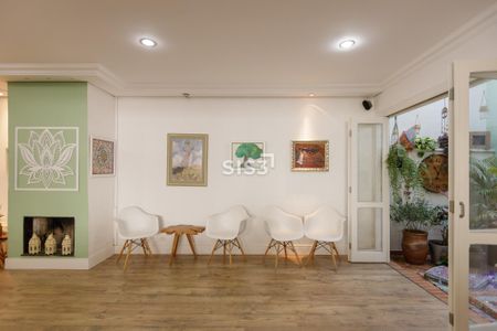 10_photo/94dce3fe73.5afd90b9c05d4dec-ATLAS-7e91a1aa-4508-40ff-a3f1-0bf2906efbb3.jpg de casa à venda com 2 quartos, 205m² em Mercês, Curitiba