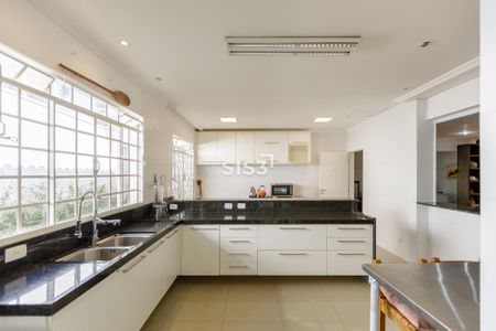 5_photo/94dce3fe73.5afd90b9c05d4dec-ATLAS-efd30383-62ab-4d51-a5b4-a192c6a40b58.jpg de casa à venda com 2 quartos, 205m² em Mercês, Curitiba