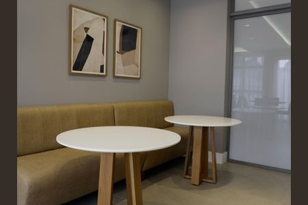 8_photo/94dce3fee3.94eccd8fc9add72f-ATLAS-5d7f164b-46e6-4741-911d-edea2ddc2377.jpg de apartamento à venda com 3 quartos, 109m² em Mercês, Curitiba