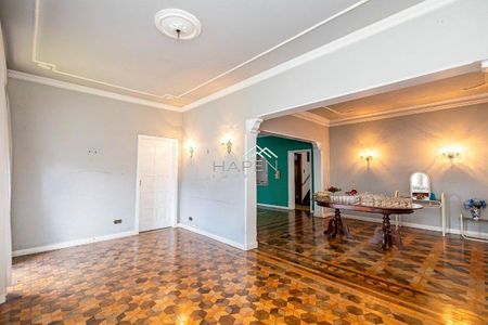 3_photo/94dce3ff55.5955ad7459482dc1-ATLAS-5b2dd85f-c8b8-45a4-b668-a95879e5e38b.jpg de casa à venda com 4 quartos, 409m² em Mercês, Curitiba