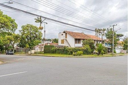 2_photo/94dce3ff59.22d99d281daac78a-ATLAS-35b4f66f-82c8-4589-9a5b-97ee3dbce2d8.jpg de casa à venda com 5 quartos, 179m² em Mercês, Curitiba