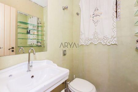 11_photo/94dce3ff6d.4c157fceb05af543-ATLAS-7c418f81-6cd3-4c47-bde7-c169036202f8.jpg de casa à venda com 7 quartos, 484m² em São Francisco, Curitiba