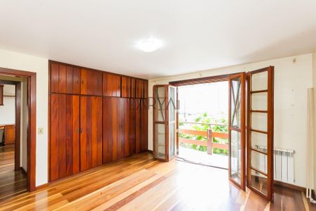 31_photo/94dce3ff6d.4c157fceb05af543-ATLAS-be9b0a98-64a6-4132-9ee0-bda4c4c7eb0f.jpg de casa à venda com 7 quartos, 484m² em São Francisco, Curitiba