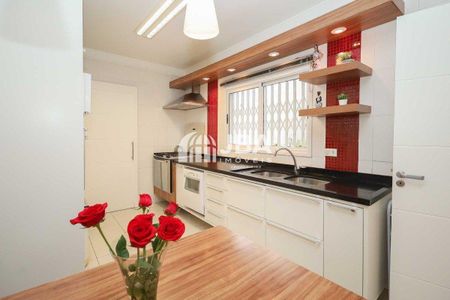 4_photo/94dce3ff95.ccfee957a0edc138-ATLAS-242d973a-03fc-43ea-b50e-ac1ce5f150cb.jpg de casa à venda com 0 quarto, 186m² em Mercês, Curitiba