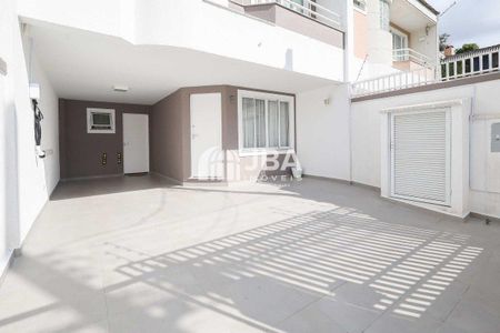 2_photo/94dce3ff95.ccfee957a0edc138-ATLAS-9f7d4a38-5ac9-4dee-81bb-b30c03dae565.jpg de casa à venda com 0 quarto, 186m² em Mercês, Curitiba