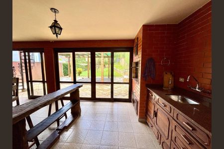 7_photo/94dce3ff9b.98a2f1197ddc2320-ATLAS-110c1179-9c21-4e65-85b1-356ae35da980.jpg de casa à venda com 5 quartos, 440m² em São Francisco, Curitiba