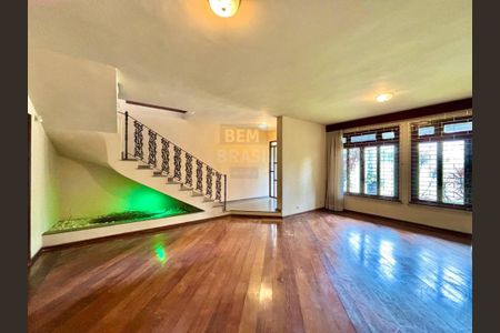 8_photo/94dce3ff9b.98a2f1197ddc2320-ATLAS-9d88c2fb-cd51-432c-a7e2-ccb7b9893bf9.jpg de casa à venda com 5 quartos, 440m² em São Francisco, Curitiba