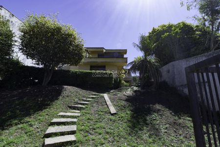 25_photo/94dce3ffc3.3fb4bb6867ac5dd3-ATLAS-04b1539b-0b0b-4813-bdea-b51b0f1430c6.jpg de casa à venda com 4 quartos, 421m² em Mercês, Curitiba