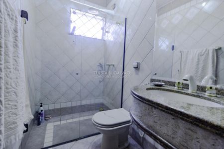 32_photo/94dce3ffc3.3fb4bb6867ac5dd3-ATLAS-059571c2-eb47-490f-ac04-c69e8bd0f78e.jpg de casa à venda com 4 quartos, 421m² em Mercês, Curitiba