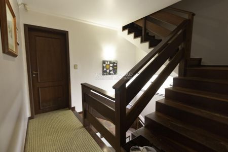 7_photo/94dce3ffc3.3fb4bb6867ac5dd3-ATLAS-2a1e209e-a6cb-40aa-8096-1bbe2f73b869.jpg de casa à venda com 4 quartos, 421m² em Mercês, Curitiba