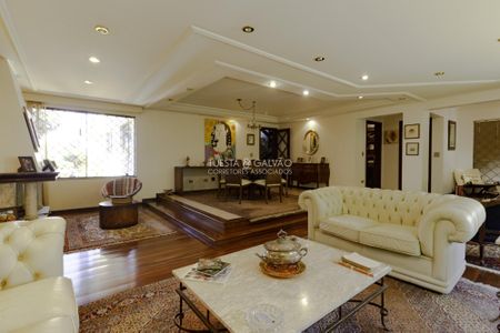 5_photo/94dce3ffc3.3fb4bb6867ac5dd3-ATLAS-433c01c3-90a5-4d9b-8eeb-658751365bf6.jpg de casa à venda com 4 quartos, 421m² em Mercês, Curitiba