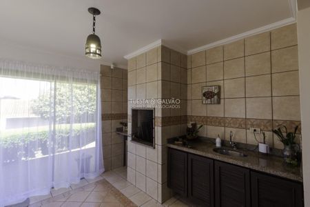 19_photo/94dce3ffc3.3fb4bb6867ac5dd3-ATLAS-79437385-c693-4f93-92e9-a14e3c8437e8.jpg de casa à venda com 4 quartos, 421m² em Mercês, Curitiba