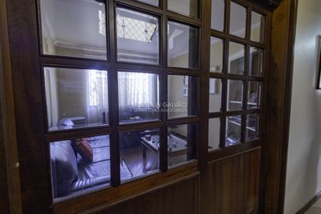 9_photo/94dce3ffc3.3fb4bb6867ac5dd3-ATLAS-80de8deb-d374-4a82-b4ff-aeb0d76803a2.jpg de casa à venda com 4 quartos, 421m² em Mercês, Curitiba