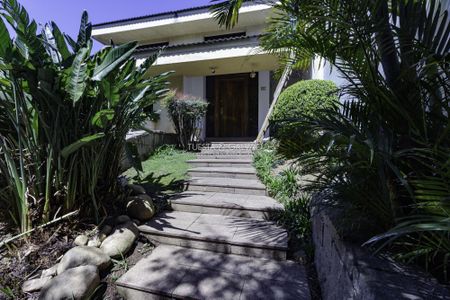 43_photo/94dce3ffc3.3fb4bb6867ac5dd3-ATLAS-88196a1a-ed72-4e01-84bb-5f2a7602580a.jpg de casa à venda com 4 quartos, 421m² em Mercês, Curitiba