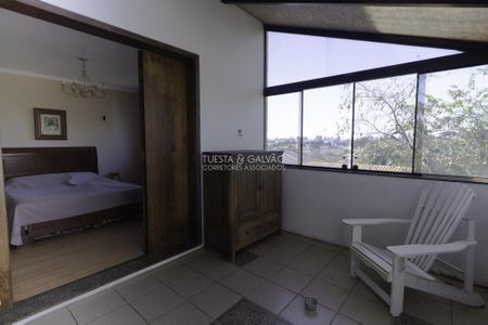 38_photo/94dce3ffc3.3fb4bb6867ac5dd3-ATLAS-a46d3dcc-20de-4a75-916e-d92ffa9b4991.jpg de casa à venda com 4 quartos, 421m² em Mercês, Curitiba