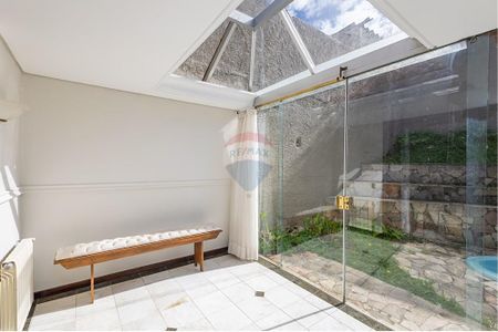 4_photo/94dce40003.be6c39d5fa12942d-ATLAS-8e4235fb-9c1b-4f70-abd5-3c5a16d22210.jpg de casa para alugar com 4 quartos, 455m² em Centro Cívico, Curitiba
