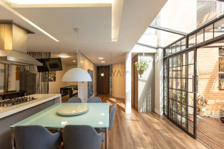 13_photo/94dce4000d.58dbba0947eec603-ATLAS-6083a051-eeb8-40ea-9a62-27669c8a4a05.jpg de casa à venda com 4 quartos, 321m² em Mercês, Curitiba