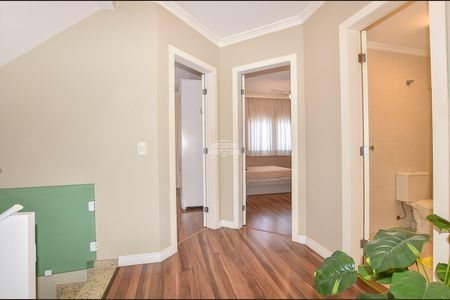 2_photo/94dce400c1.e9bc35269128f7e8-ATLAS-11cee189-609f-4bb0-95c8-cd47ccabb5a8.jpg de casa à venda com 5 quartos, 200m² em Mercês, Curitiba